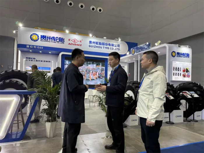 jbo竞博闪灼2025天下农业机械展：以“灯塔智造”与“酷诺智行”引领农业轮胎新纪元_新闻动态_jbo竞博（官网）